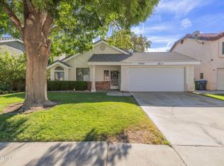 43000 Pearlwood Dr, Lancaster, CA 93536