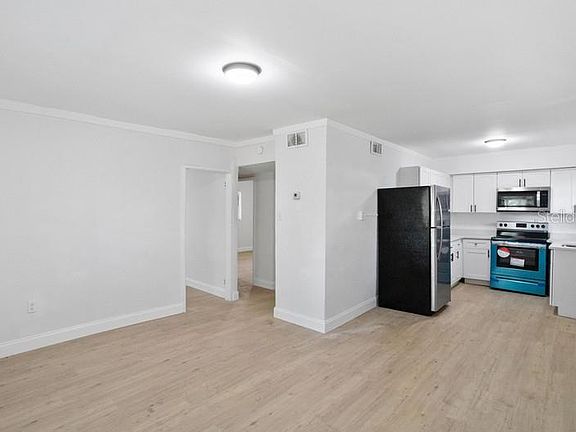3rd image of 2608 E CAYUGA STREET