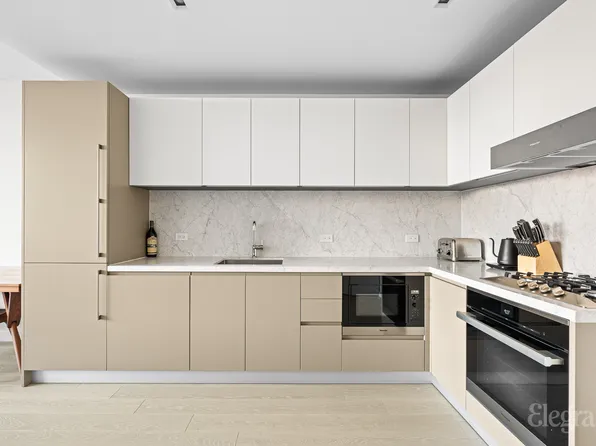 75 1st Avenue 5C image 3 of 15