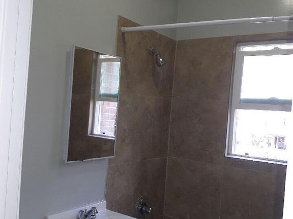 3rd image of 730 S Catalina St #2005