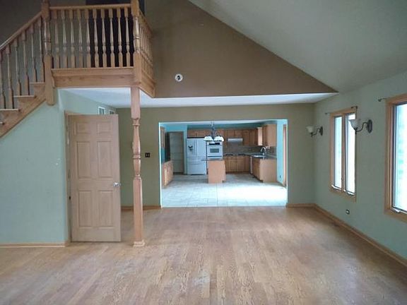 3rd image of 6023 S Kensington Ave
