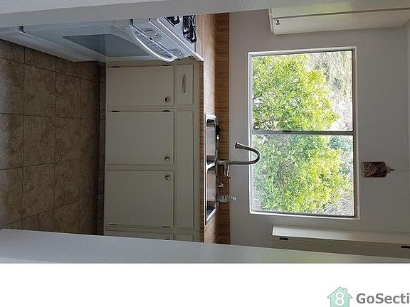 2nd image of 1469 Temple Heights Dr