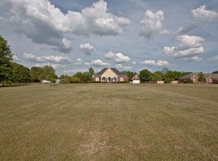 2405 River Rd, Murfreesboro, TN 37129