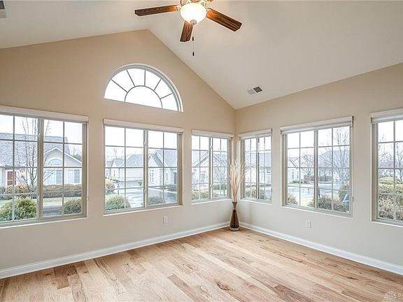 4th image of 2419 Locust Hill Blvd