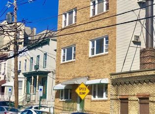 410 7th St, Union City, NJ 07087