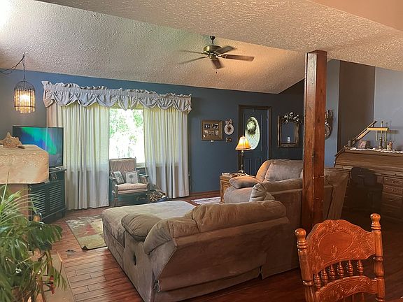 4th image of 1134-A Piketon Rd