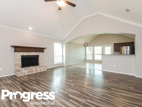 5th image of 1617 Meadowlark Ln
