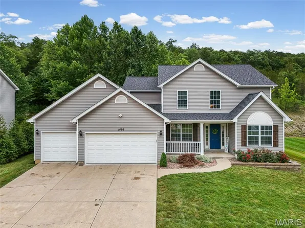 1496 Saint Charles Dr, Hillsboro, MO 63050