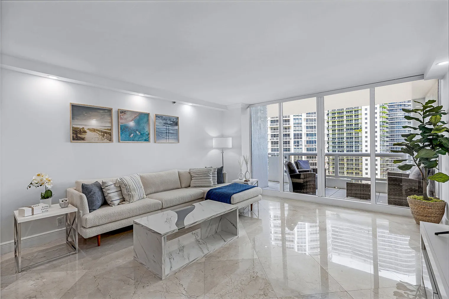 3 bed, 2.0 bath, 1593 sqft, $9,064 — Photo 4