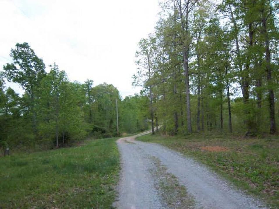 2nd image of 111 Colson Hollow Rd