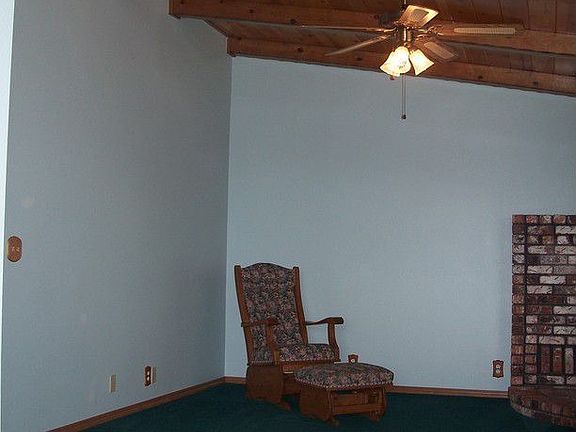 living room left side vaulted ceiling