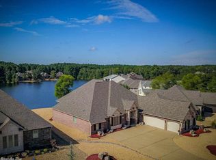 26 Linares Ln, Hot Springs Village, AR 71909