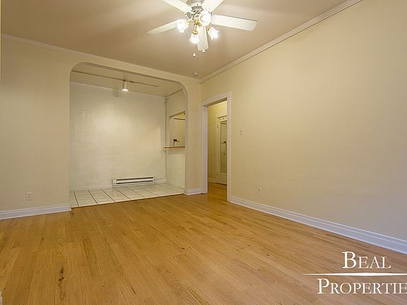 4th image of 511 W Melrose St #511316