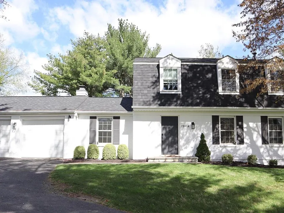 15826 Anamosa Dr