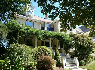 21 Meredith St, West Roxbury, MA 02132