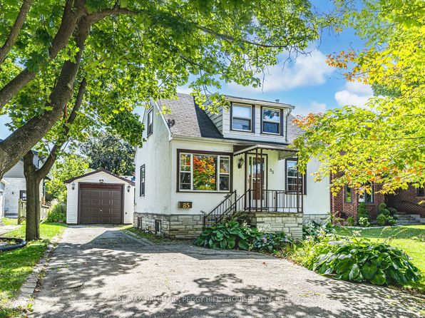85 Tyler St, Aurora, ON L4G 2N4