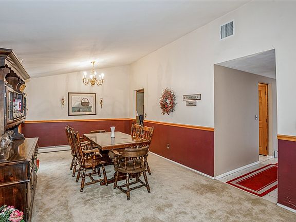 5th image of 184 8th Ave