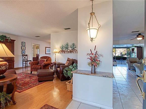 5th image of 2089 Fairlane Dr