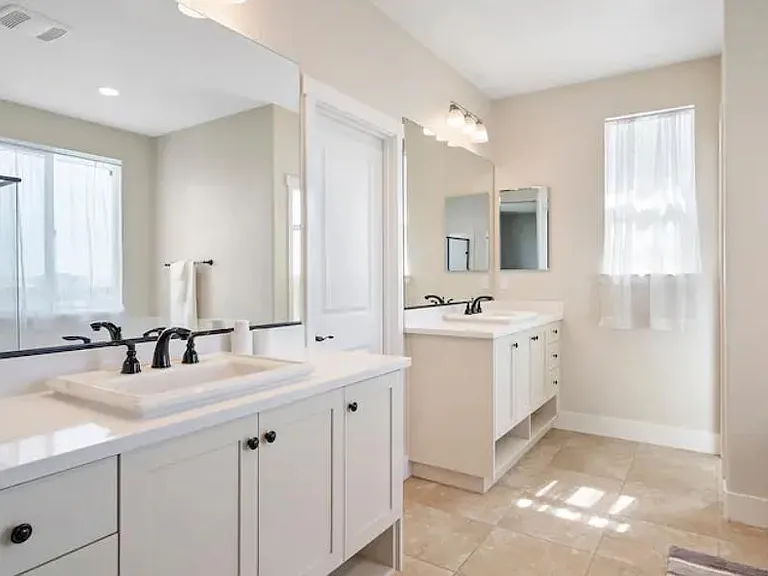 17905 Eastman Ct — Photo 24