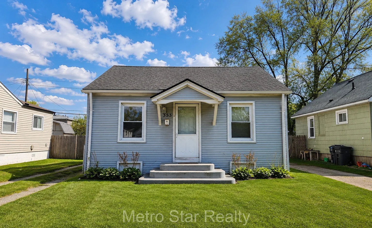 2 bed, 800 sqft, $1,350 — Photo 1