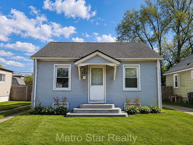 353 W Brockton Ave — Photo 1