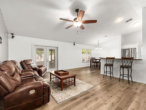 5th image of 4928 SW 63rd Ct