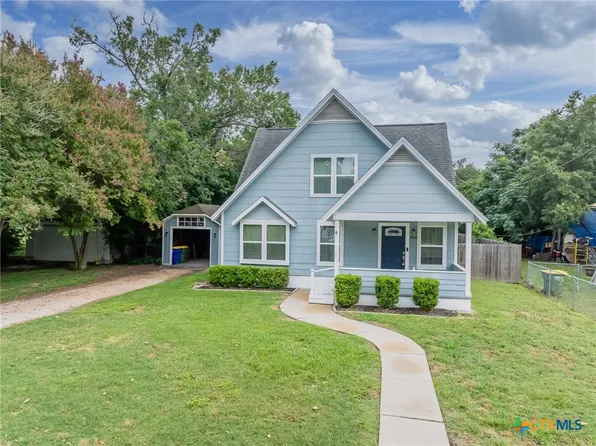 608 Saint Francis St, Gonzales, TX 78629