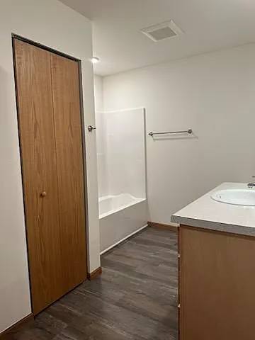 822 Adams Ct #603 — Photo 5