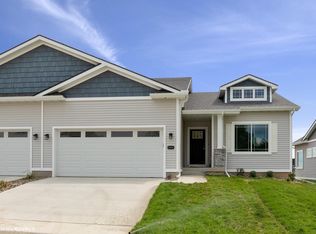 9454 Primo Ln, West Des Moines, IA 50266