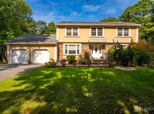 15 Toby Ter, Monroe Township, NJ 08831