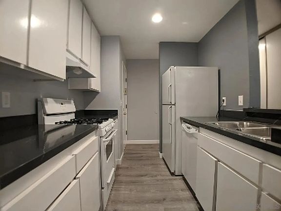 5th image of 1605 Hotel Cir S Unit B207