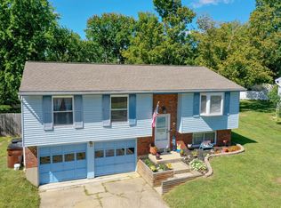 1015 Glendale Dr, Batavia, OH 45103