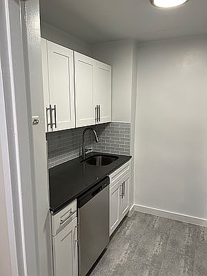 1st image of 500A E 87th St APT 15C