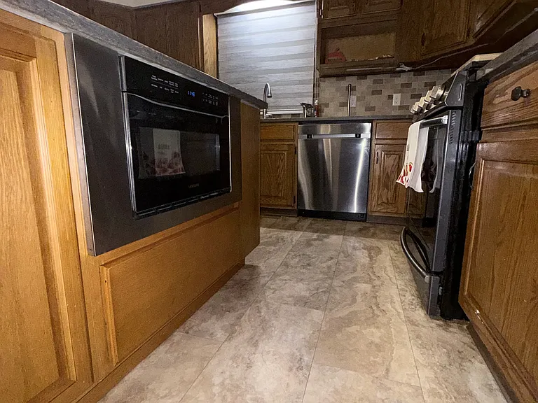 6036 Leora Ln — Photo 15