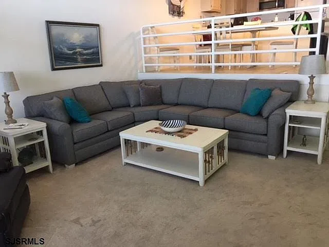 3 bed, 3.0 bath, $3,000 — Photo 2