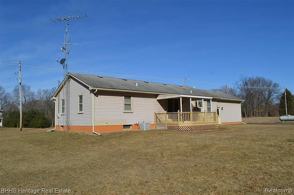 10860 N Antcliff Rd photo 1