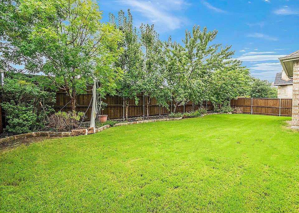 2nd image of 11340 Yucca Dr