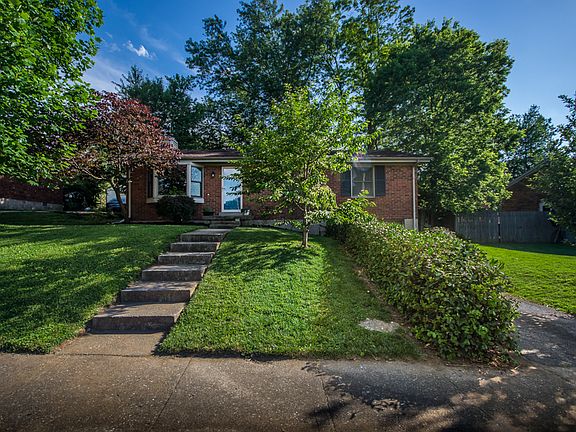 3rd image of 458 Plymouth Dr