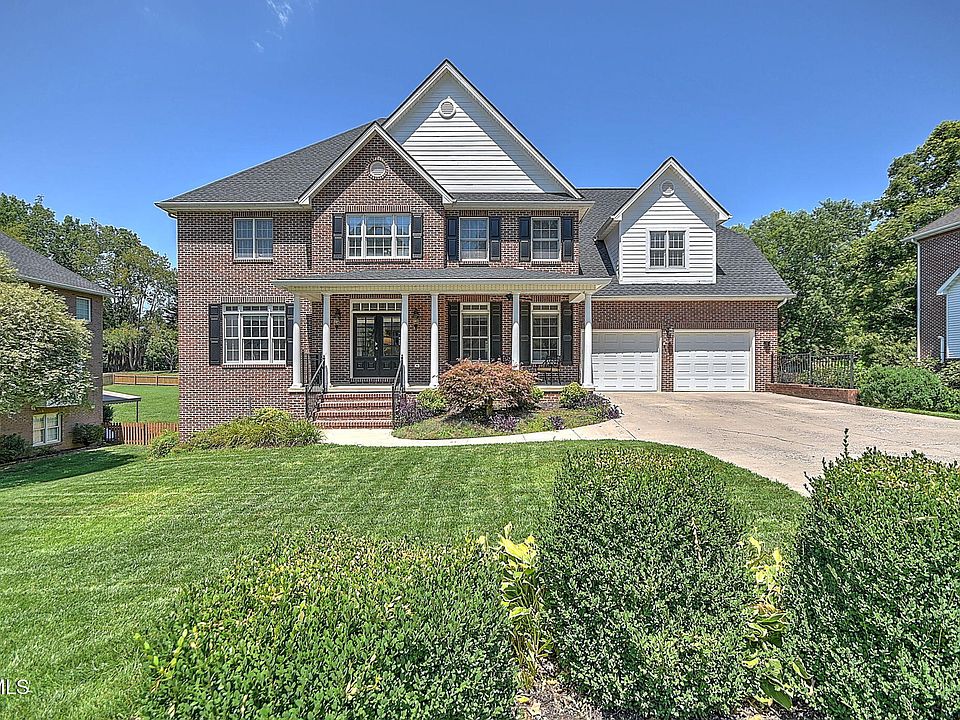 1st image of 9 Wayland Ct