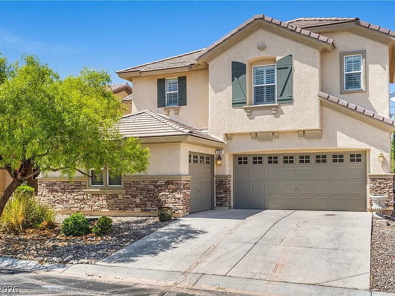 758 London Eye Ct — Photo 2
