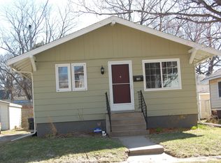 907 33rd St, Des Moines, IA 50312