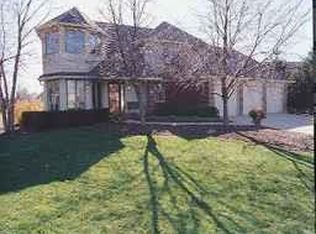 123 W Romalong Ct, Carmel, IN 46032