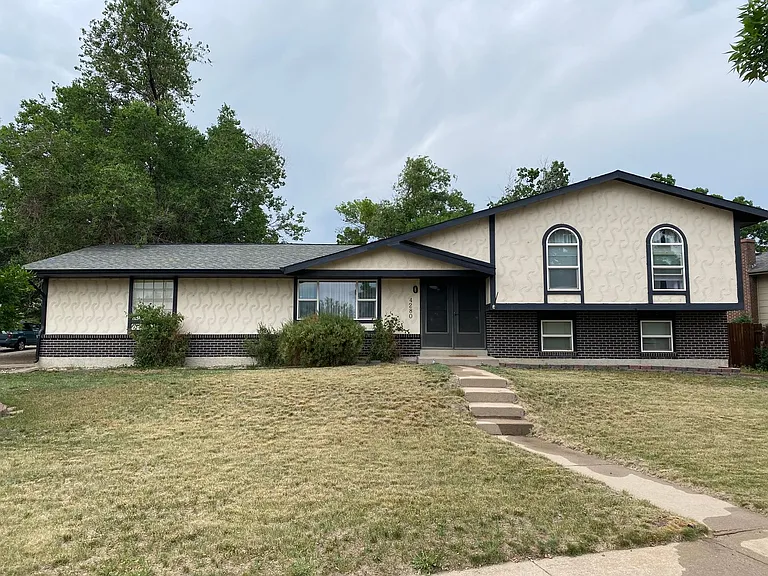 4280 S Nonchalant Cir — Photo 1