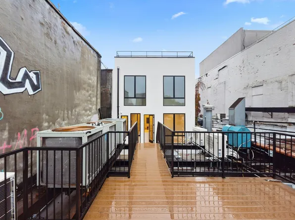 34 Avenue A image 26 of 29