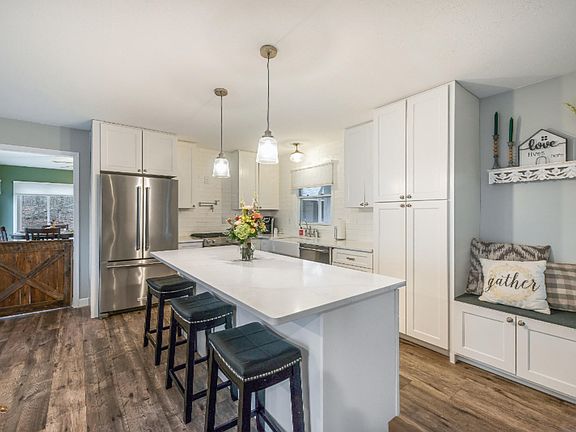 4th image of 4889 S Kimball Lake Ln