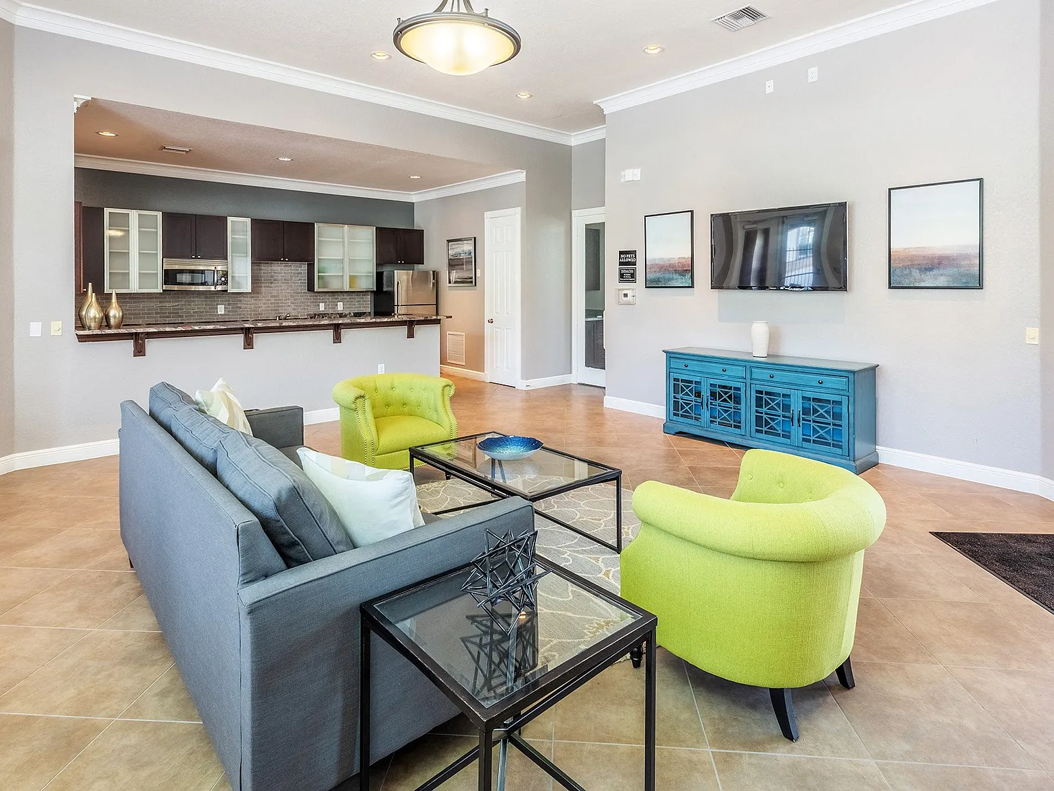 Delano at Cypress Creek — Photo 2