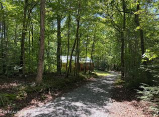 2696 Rafter Rd, Tellico Plains, TN 37385