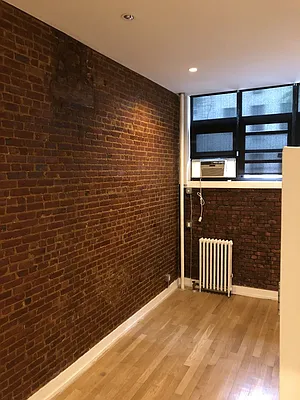 Rented by Sky Management | media 55