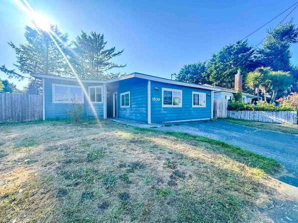 1530 Gainard St, Crescent City, CA 95531