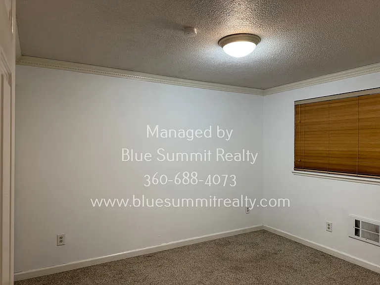 7548 Siskin Dr SE — Photo 5